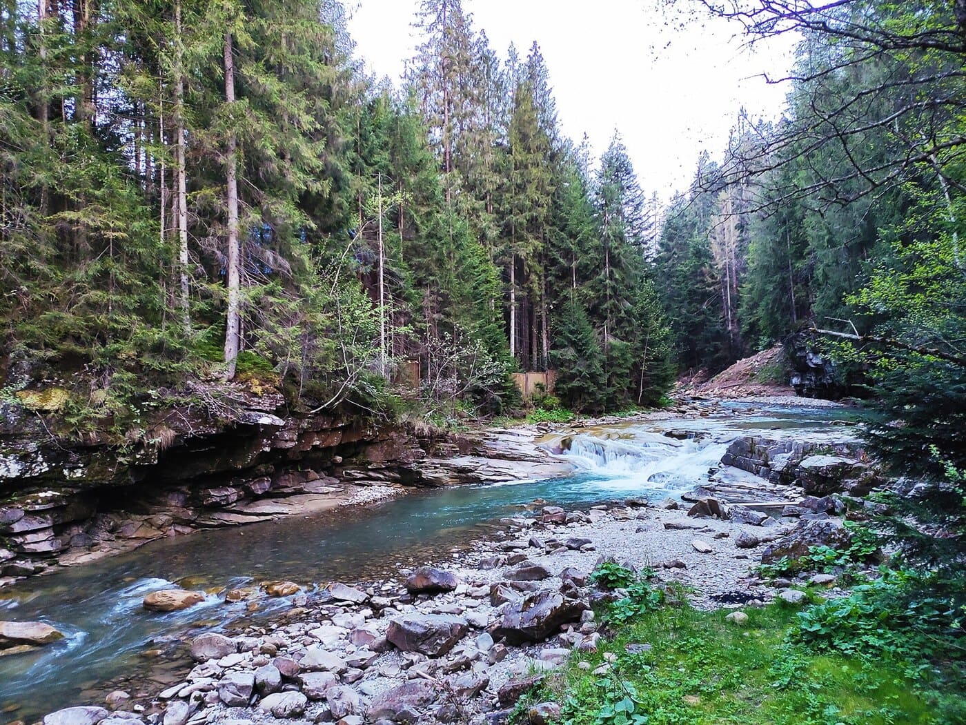 Де в Україні побачити свій Гранд-Каньйон: у ці місця вам захочеться повертатися знову